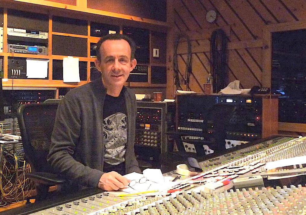 Engineer Kevin Killen in studio image